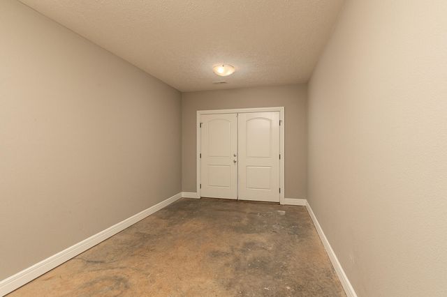 5055 E Farm Road 122, Springfield, MO 65802
