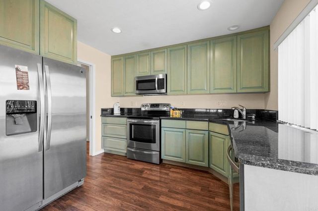 10330 Rosie Lane, Santee, CA 92071