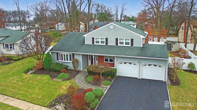 19 Norton Street, Edison, NJ 08820