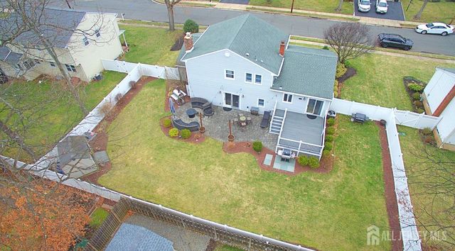 19 Norton Street, Edison, NJ 08820