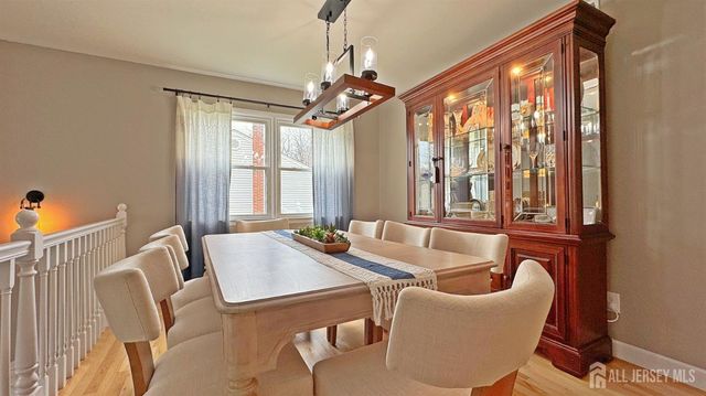 19 Norton Street, Edison, NJ 08820