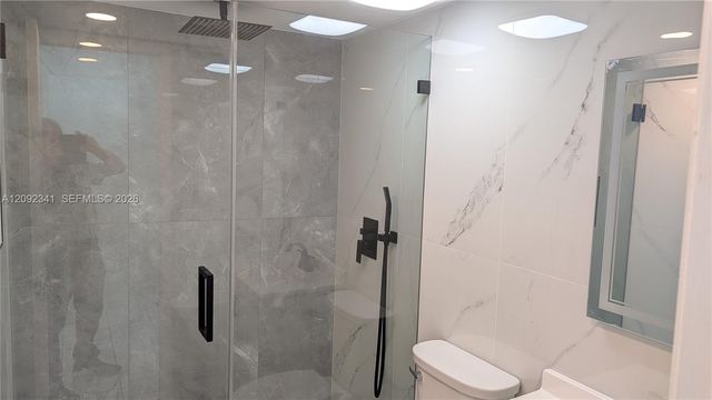208 Riviera Circle 67-10, Weston, FL 33326