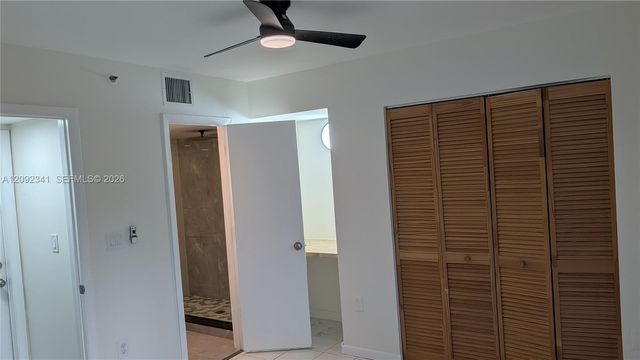 208 Riviera Circle 67-10, Weston, FL 33326