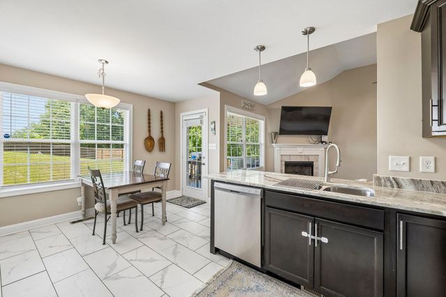1149 Racker Dr, Clarksville, TN 37043