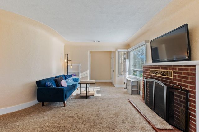 686 Coronado Street, Redding, CA 96003