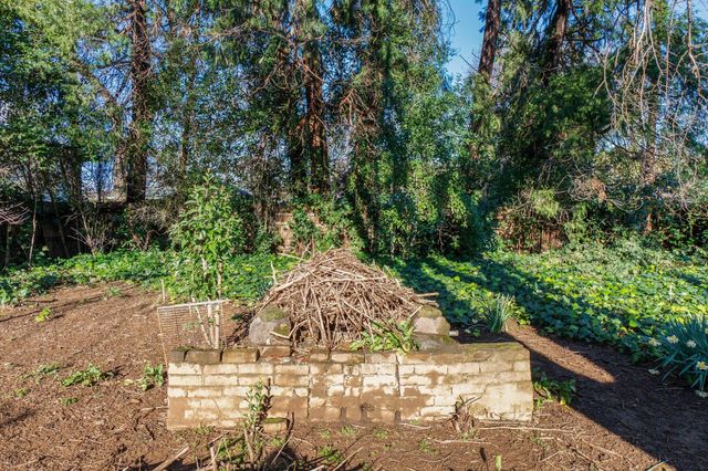 686 Coronado Street, Redding, CA 96003