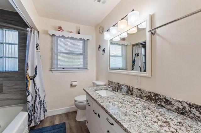 686 Coronado Street, Redding, CA 96003