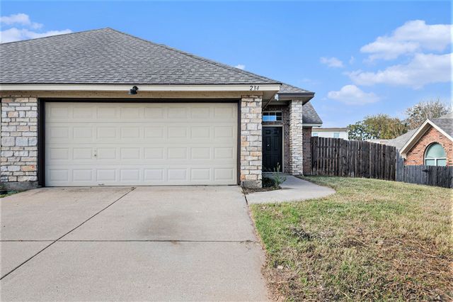 236 Rentz Place Circle, Weatherford, TX 76086