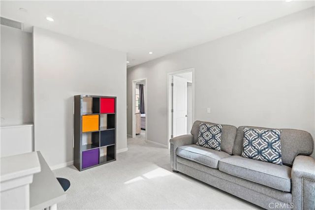 135 Messenger, Irvine, CA 92618