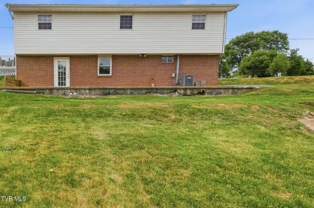 139 Grandview Road, Church Hill, TN 37642