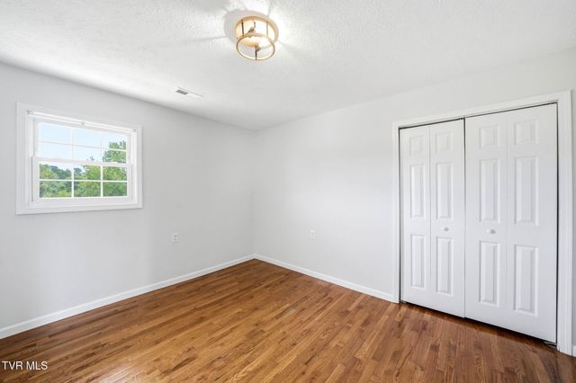 139 Grandview Road, Church Hill, TN 37642