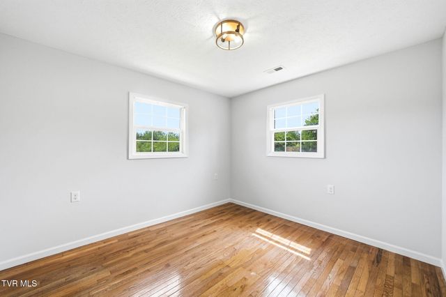 139 Grandview Road, Church Hill, TN 37642
