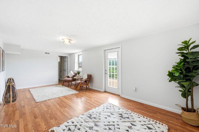 139 Grandview Road, Church Hill, TN 37642