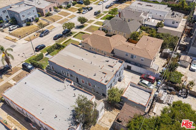 2211 S Bronson Avenue, Los Angeles, CA 90018