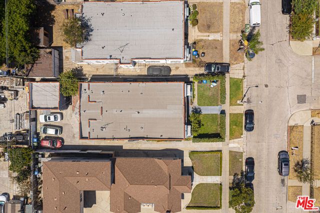 2211 S Bronson Avenue, Los Angeles, CA 90018