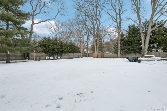 7 Joni Drive, Mount Sinai, NY 11766