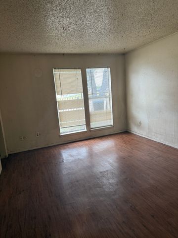 6050 Melody Lane 108, Dallas, TX 75231