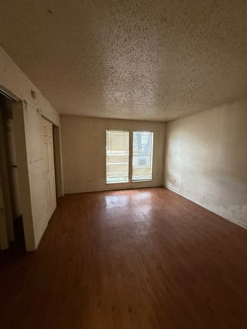 6050 Melody Lane 108, Dallas, TX 75231