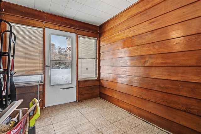 121 Fineview Avenue, Kalamazoo, MI 49004