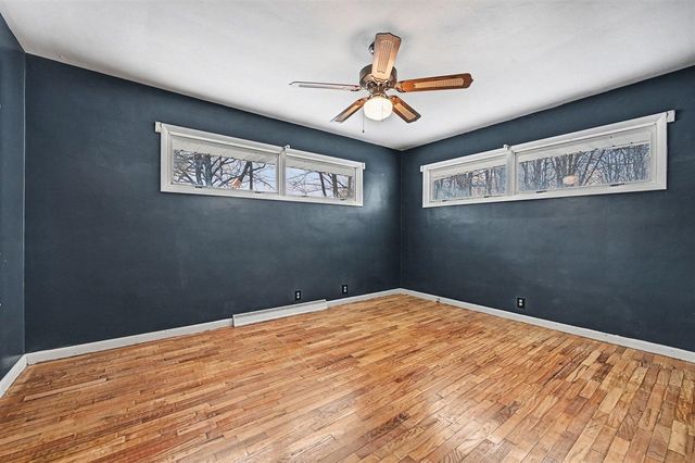 121 Fineview Avenue, Kalamazoo, MI 49004