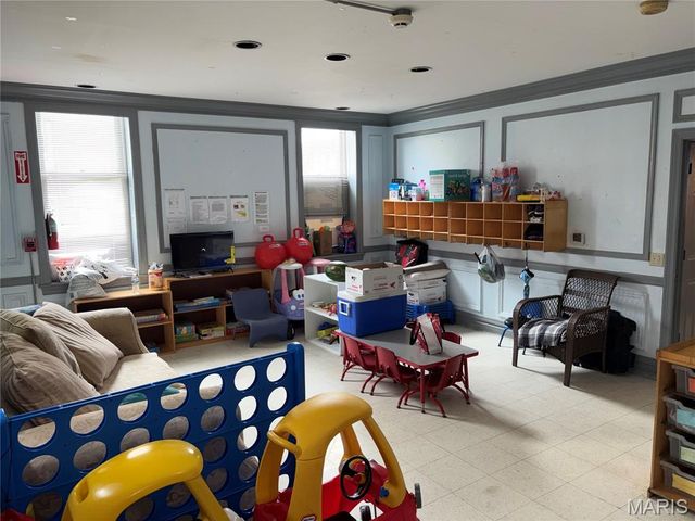 3401 Chippewa Street, St Louis, MO 63118
