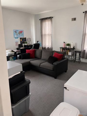 3401 Chippewa Street, St Louis, MO 63118
