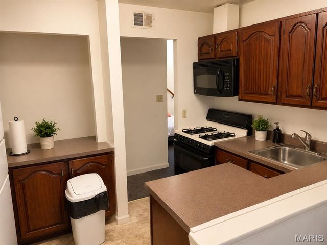 3401 Chippewa Street, St Louis, MO 63118