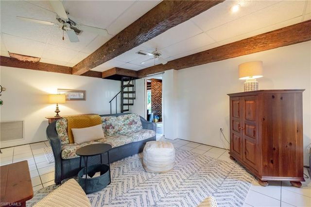 4730 Pembrooke LN, Bonita Springs, FL 34134