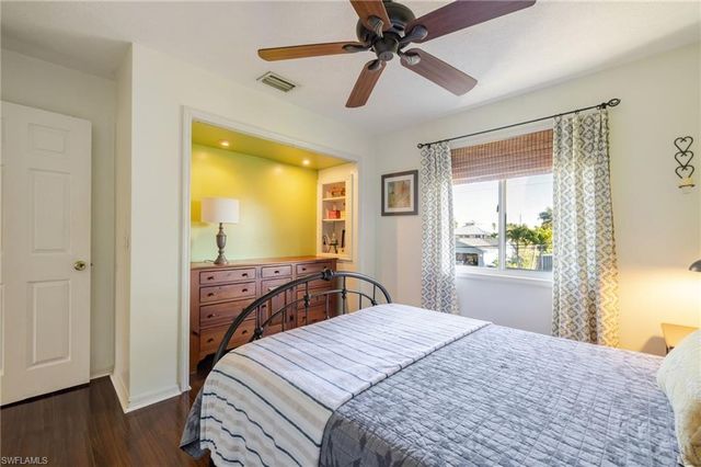 4730 Pembrooke LN, Bonita Springs, FL 34134