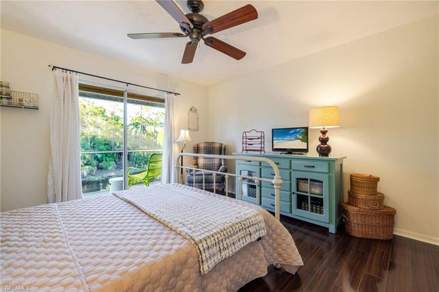 4730 Pembrooke LN, Bonita Springs, FL 34134