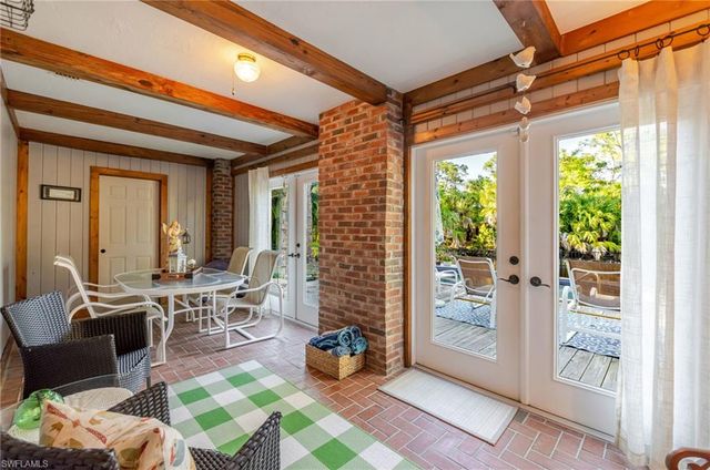 4730 Pembrooke LN, Bonita Springs, FL 34134