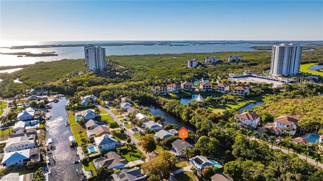 4730 Pembrooke LN, Bonita Springs, FL 34134