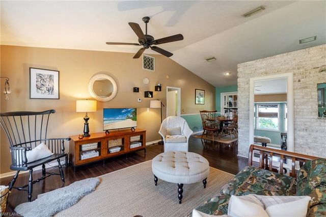 4730 Pembrooke LN, Bonita Springs, FL 34134