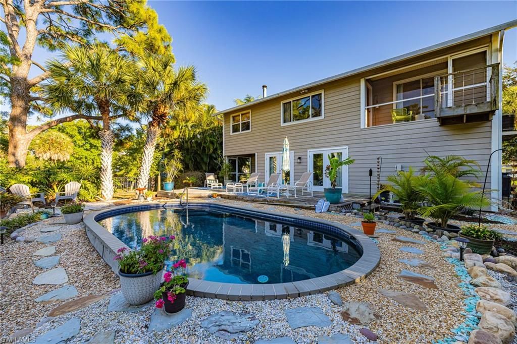 4730 Pembrooke LN, BONITA SPRINGS, FL 34134 — photo 2