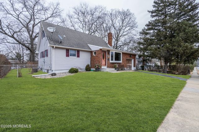 28 Oregon Avenue, Jackson, NJ 08527