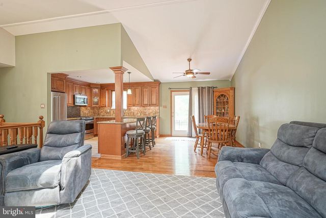 1564 SUNNY HILL AVE, Williamstown, NJ 08094