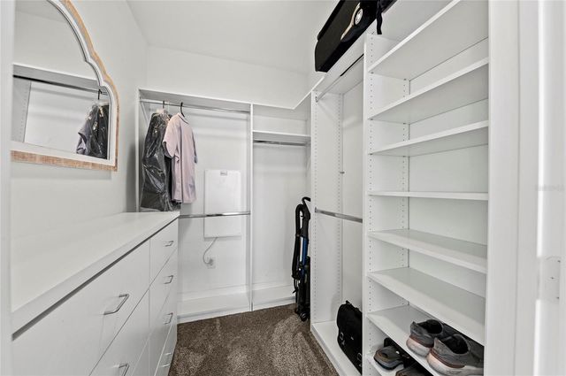 808 3RD AVENUE W 311, Bradenton, FL 34205