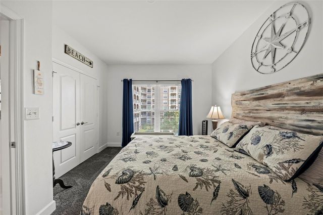 808 3RD AVENUE W 311, Bradenton, FL 34205