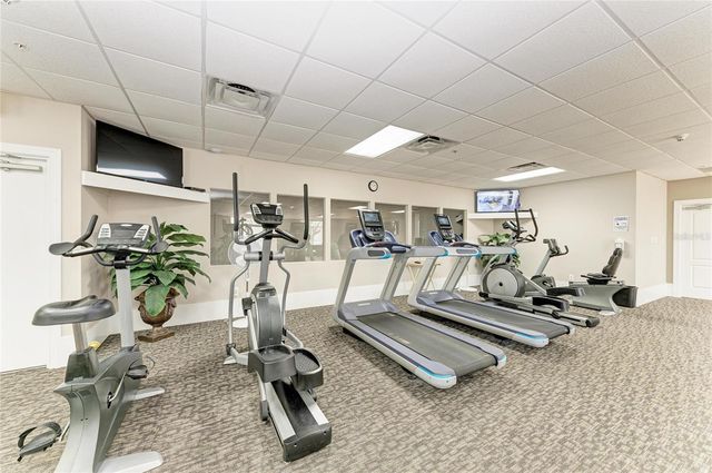 808 3RD AVENUE W 311, Bradenton, FL 34205