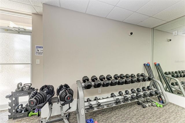 808 3RD AVENUE W 311, Bradenton, FL 34205