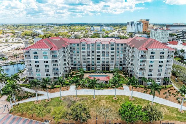 808 3RD AVENUE W 311, Bradenton, FL 34205