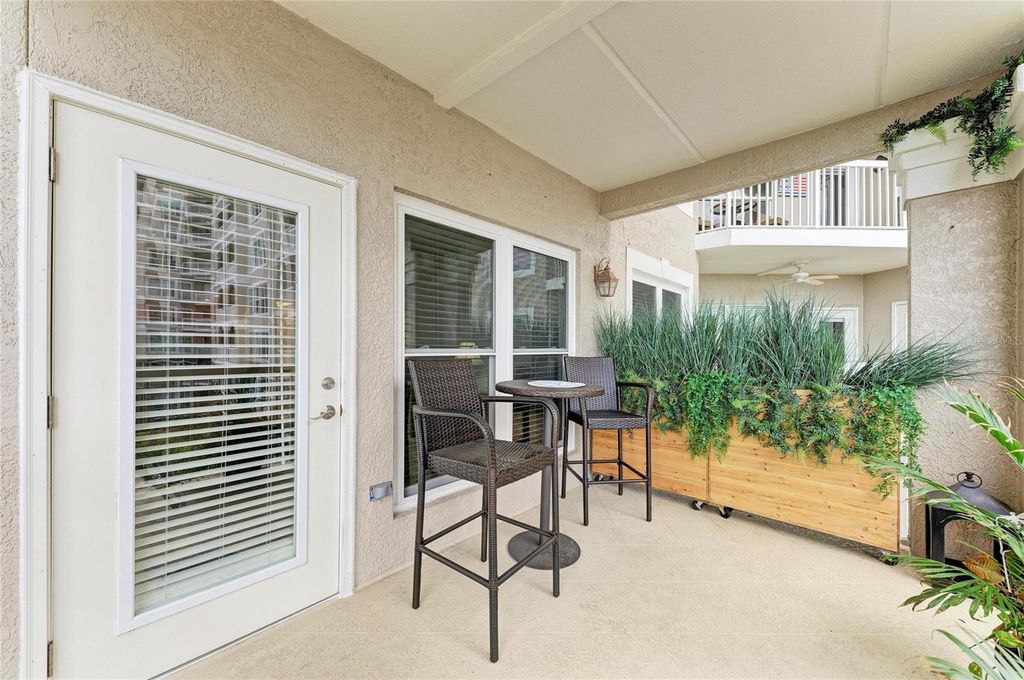 Image 37 of property listing at 808 3RD AVENUE W 311, Bradenton, FL 34205