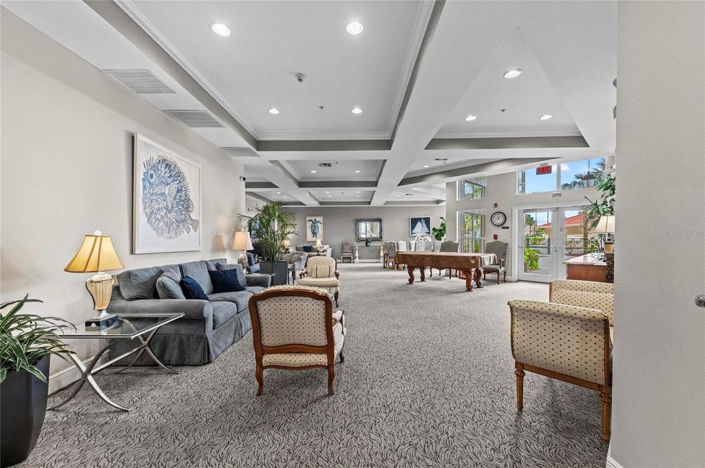 Image 43 of property listing at 808 3RD AVENUE W 311, Bradenton, FL 34205