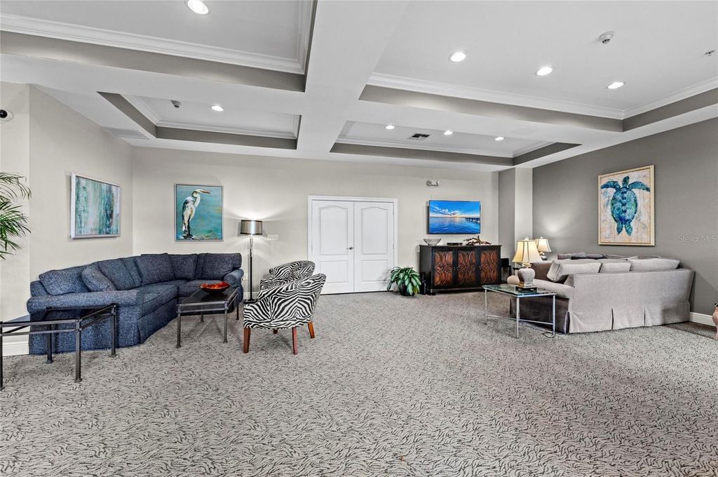 Image 45 of property listing at 808 3RD AVENUE W 311, Bradenton, FL 34205