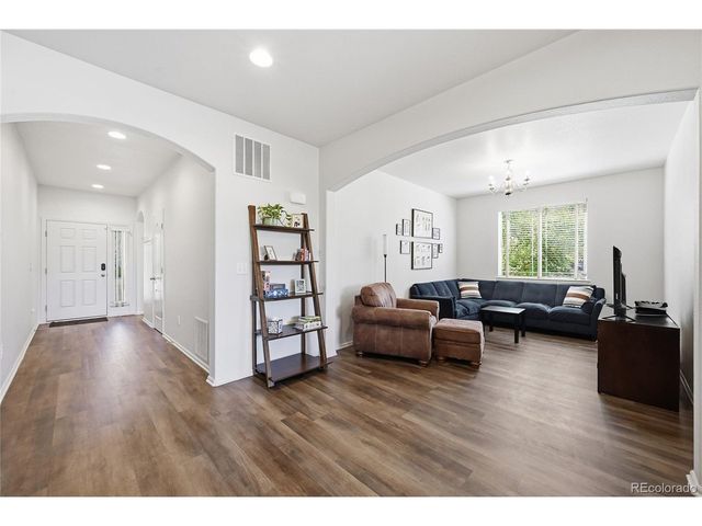 10145 Pitkin Way, Commerce City, CO 80022