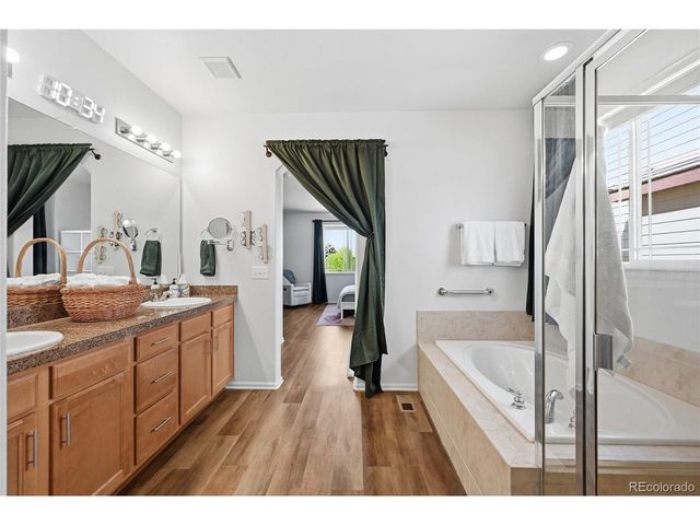 10145 Pitkin Way, Commerce City, CO 80022