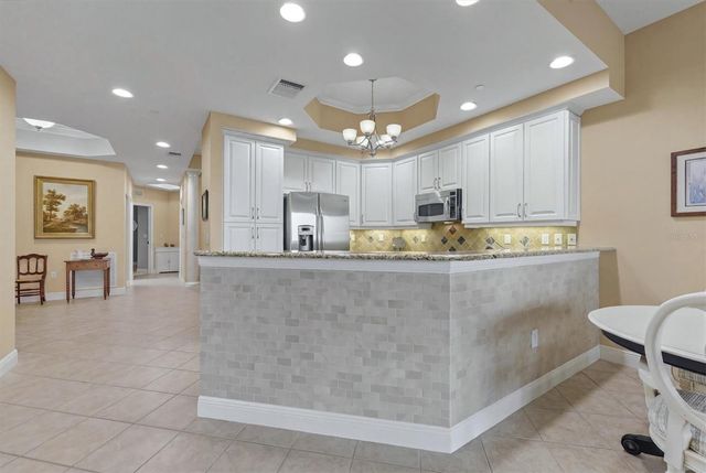 6474 WATERCREST WAY 403, Lakewood Ranch, FL 34202
