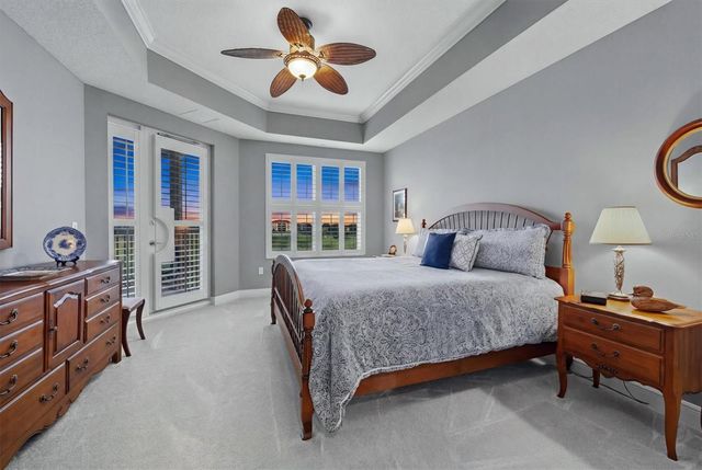 6474 WATERCREST WAY 403, Lakewood Ranch, FL 34202