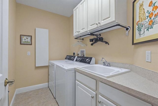 6474 WATERCREST WAY 403, Lakewood Ranch, FL 34202