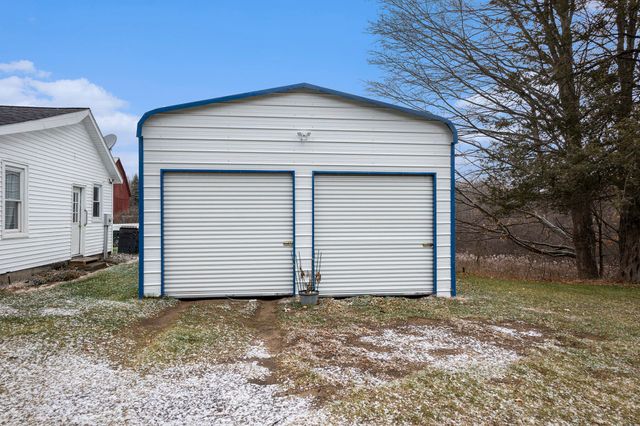 4409 W 1 Mile Road, White Cloud, MI 49349